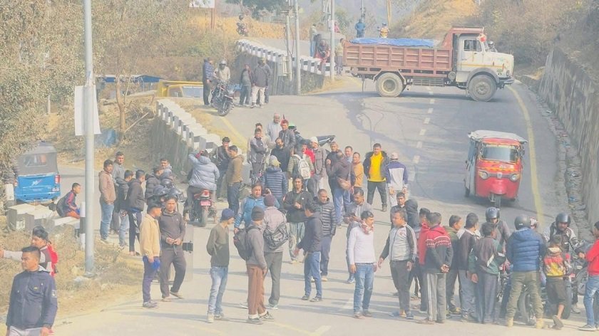 रामेछाप दुर्घटना : सहमतिपछि मृतकका आफन्त शव बुझ्न तयार