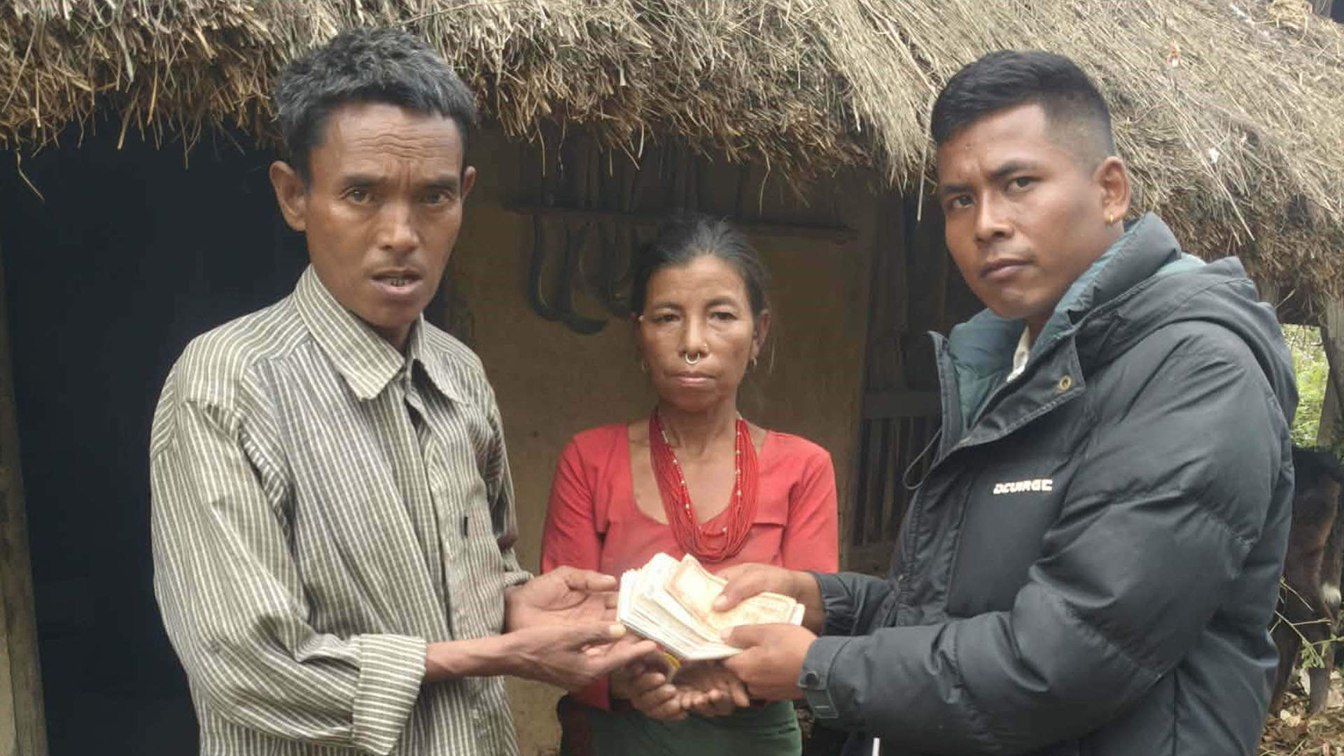 उपचारका लागि आर्थिक समस्या भएका सिंतानलाई देश विदेशबाट सहयोग