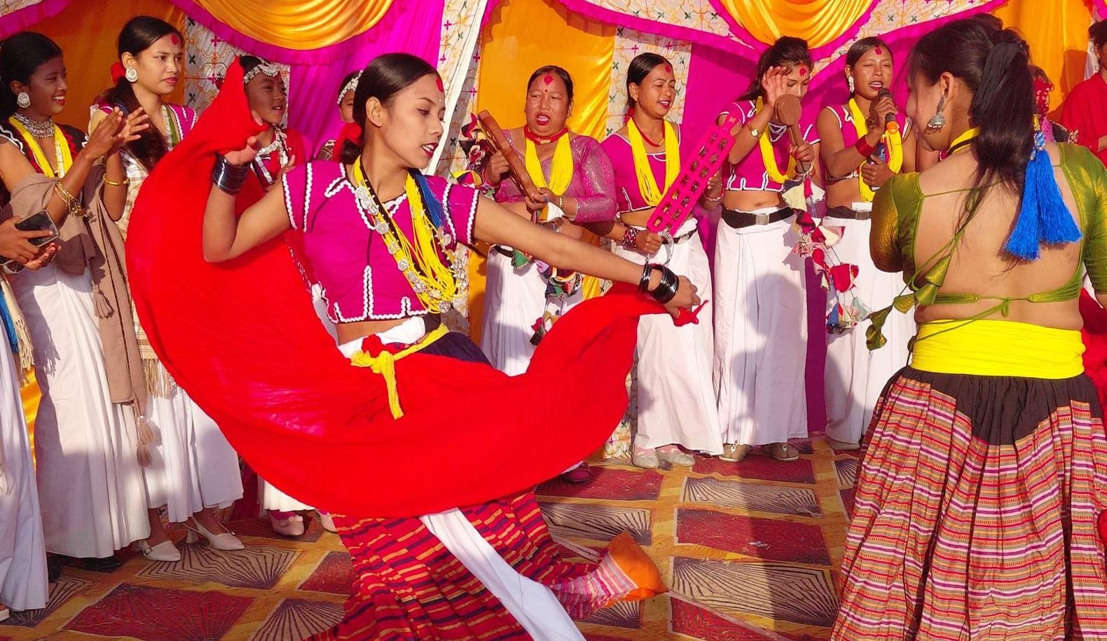 आज खखडेहरा पर्व मनाउँदै राना थारू समुदाय