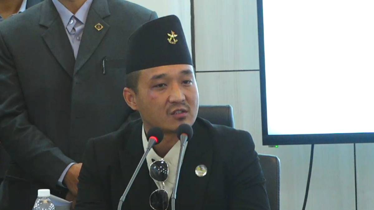 गृहमन्त्री सुधन गुरुङलाई तत्काल बर्खास्त गर्न माग