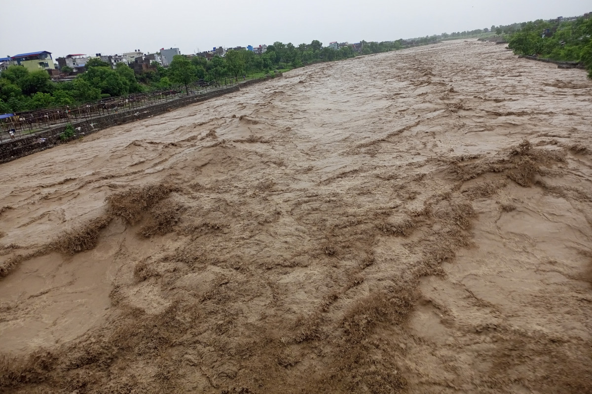 देशका ३९ जिल्लाका साना नदीमा आकस्मिक बाढीको जोखिम