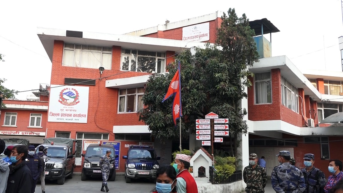 काठमाडौंका होस्टेलहरूलाई प्रशासनको १ महिने अल्टिमेटम, नमाने शिलबन्दी गरिने